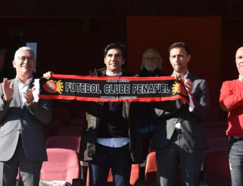 Abel Ferreira assistiu a um jogo de futebol em Penafiel